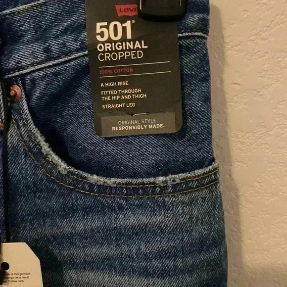Levi’s Premium 501 Original Cropped Distressed Bleach Washed Jeans Size 26 x 26 - Picture 6 of 11